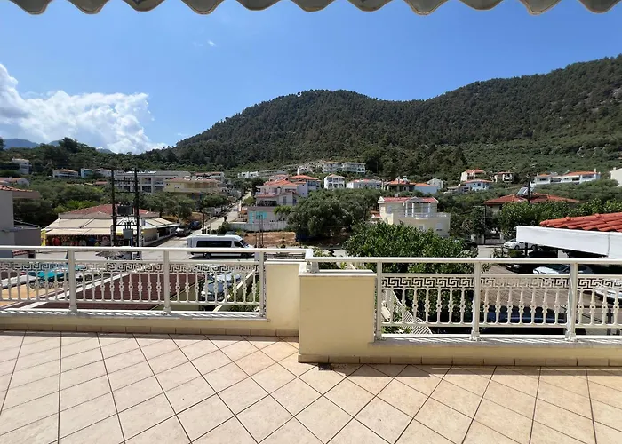 Katerina Seaview * Chrysi Ammoudia